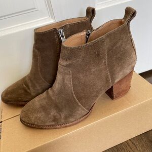 Madewell Brown Suede Ankle Boots